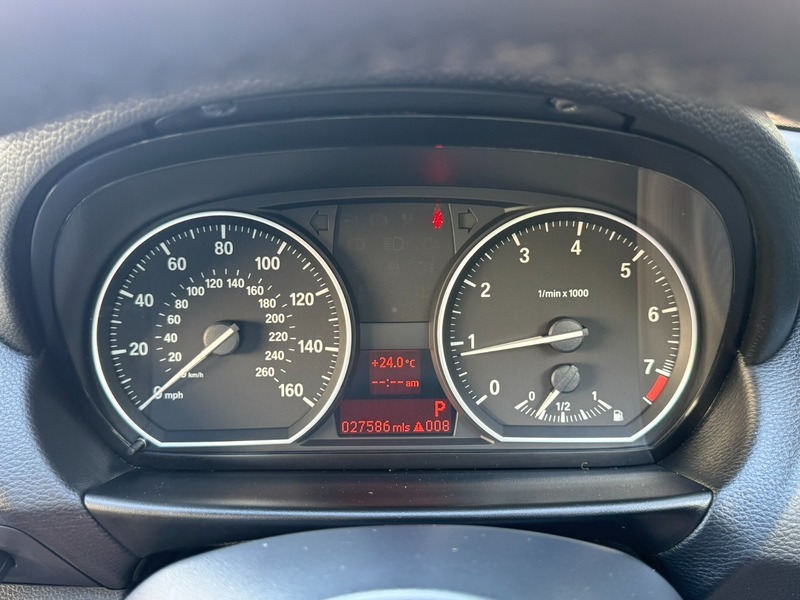 BMW 1 Series Black #13