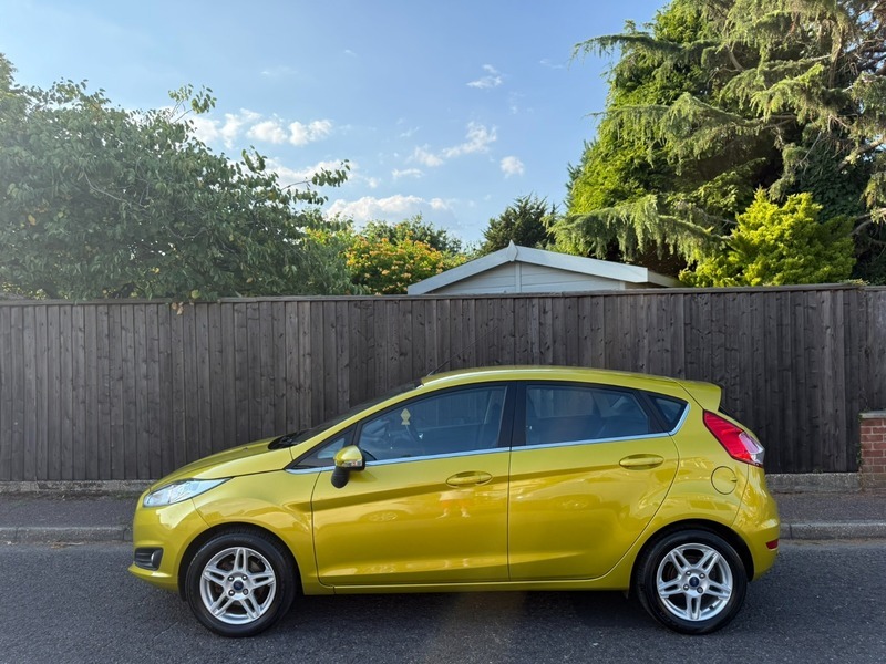 Ford Fiesta Zetec Yellow #5