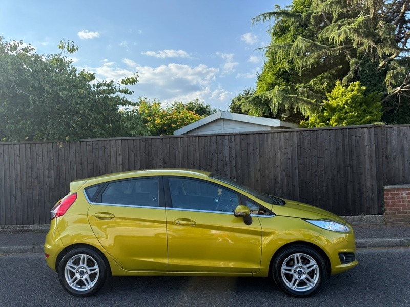 Ford Fiesta Zetec Yellow #2
