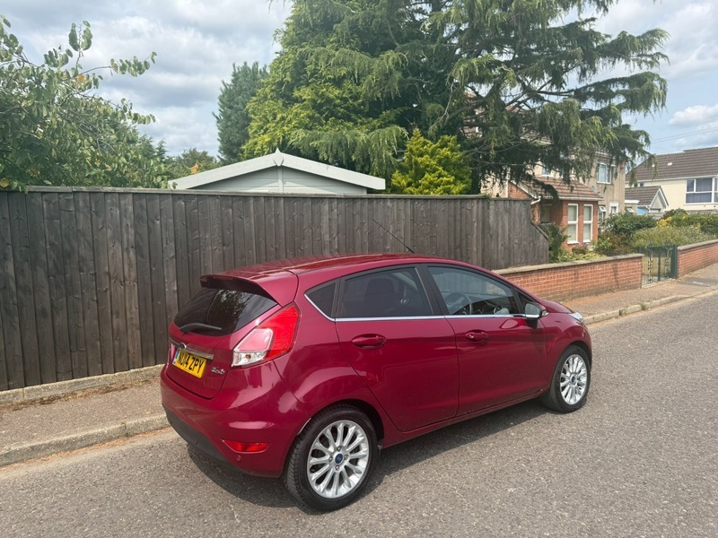 Ford Fiesta Titanium X Red #3