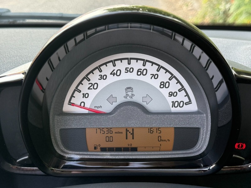 Smart Fortwo 1.0 Passion Mhd 71 Bhp Black #11