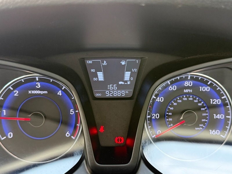 Hyundai Ix20 1.6 Se Nav Red #13