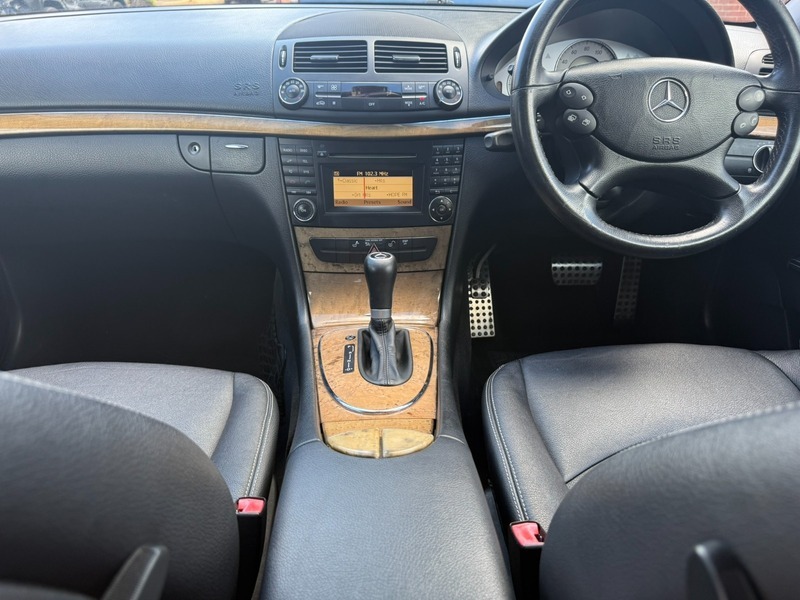 Mercedes-Benz E Class Cdi Blue Efficiency Tiptronic Sport Estate Silver #10