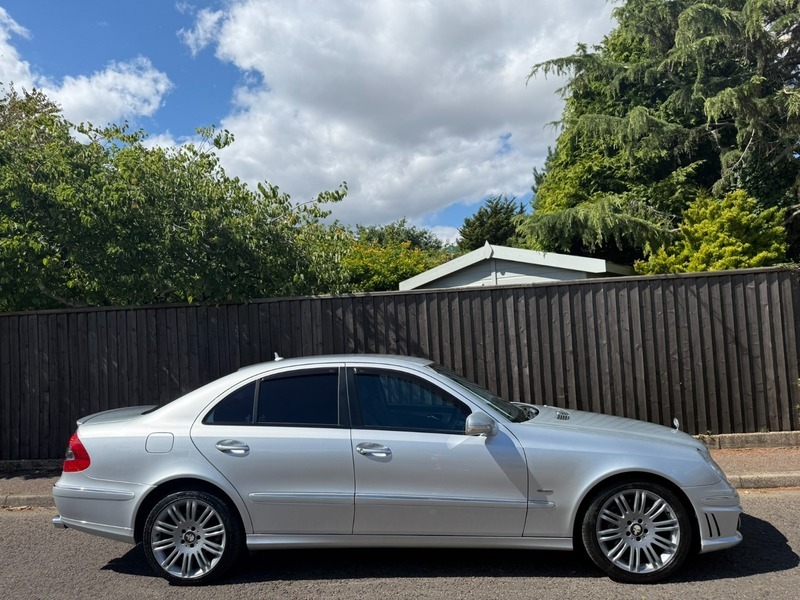 Mercedes-Benz E Class E350 Cgi Sport Silver #2