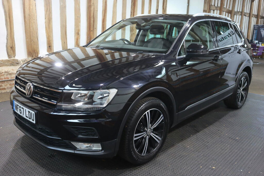 Volkswagen Tiguan 2.0 Tdi Se Navigation 4Motion Euro 6 S S Black #3