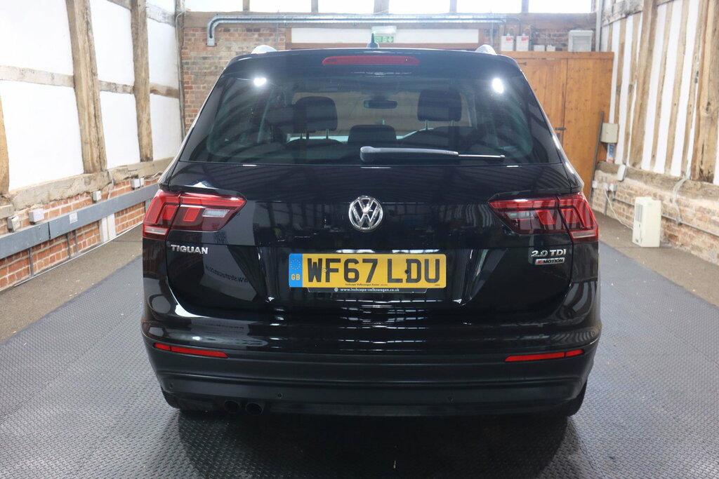 Volkswagen Tiguan 2.0 Tdi Se Navigation 4Motion Euro 6 S S Black #5