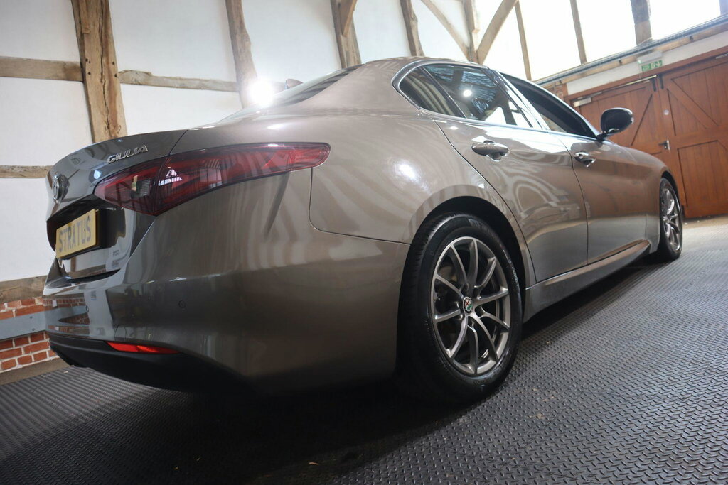 Alfa Romeo Giulia 2.2 Td Speciale Saloon Euro 6 S S Red #56