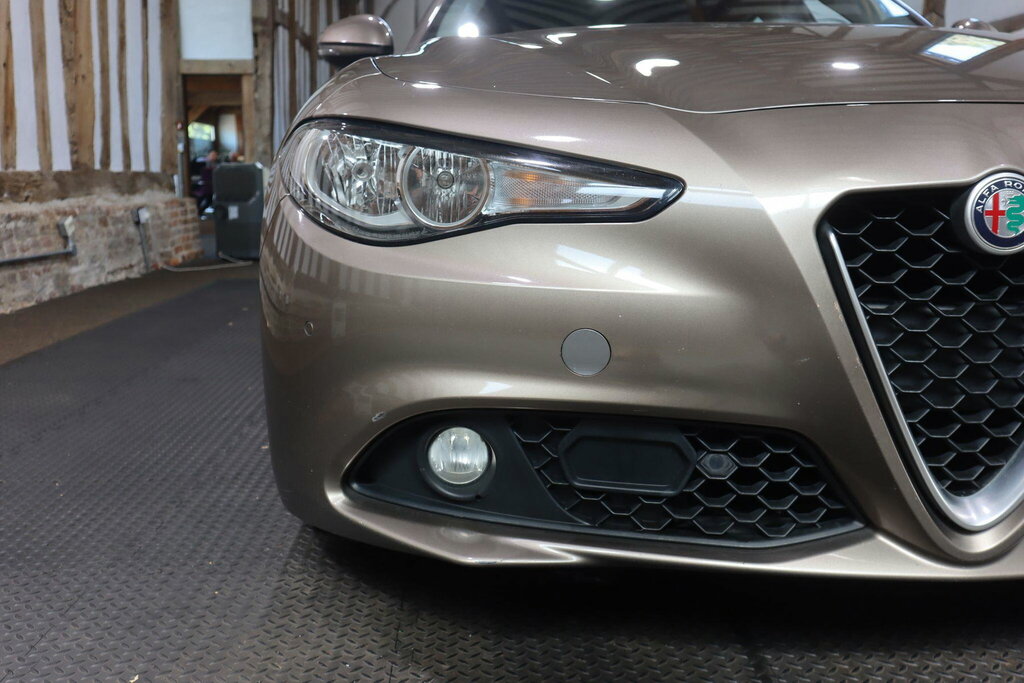 Alfa Romeo Giulia 2.2 Td Speciale Saloon Euro 6 S S Red #53