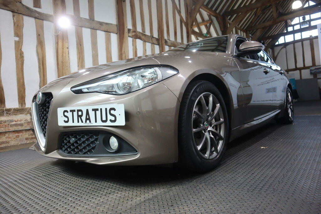 Alfa Romeo Giulia 2.2 Td Speciale Saloon Euro 6 S S Red #65