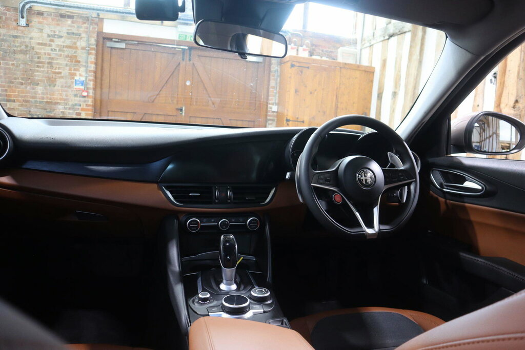 Alfa Romeo Giulia 2.2 Td Speciale Saloon Euro 6 S S Red #42