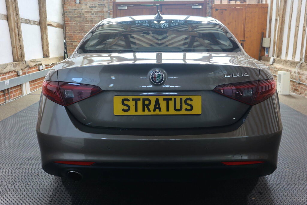 Alfa Romeo Giulia 2.0T Super Euro 6 S S Beige #5