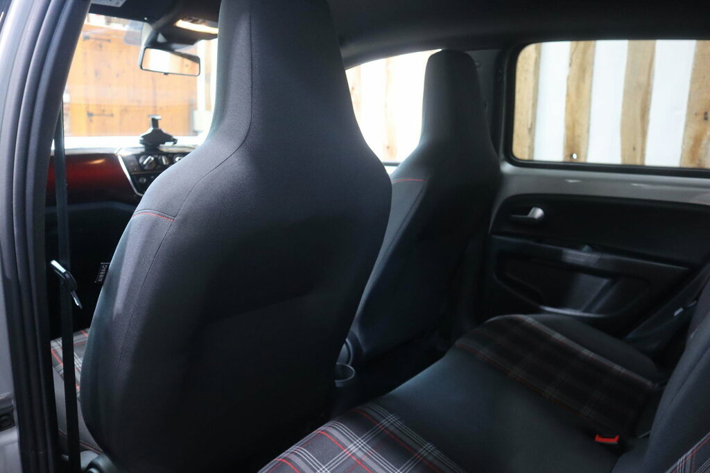 Volkswagen Up Beats 1.0 65Ps 5-Speed Black #40