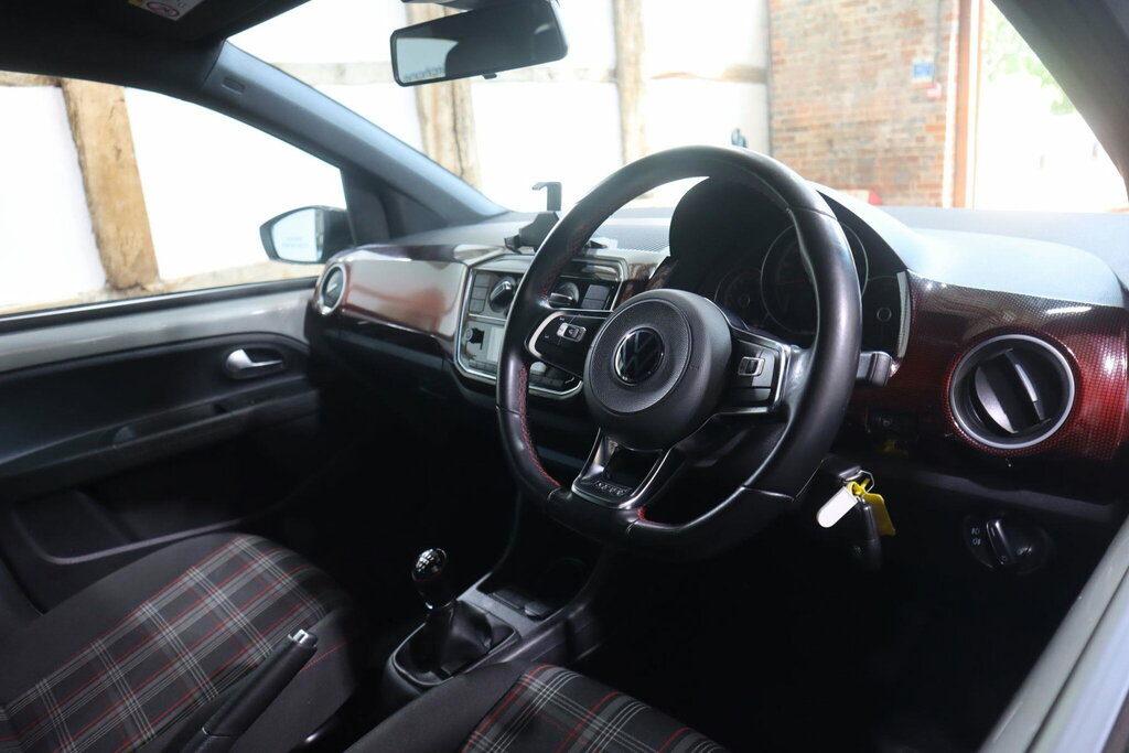 Volkswagen Up Beats 1.0 65Ps 5-Speed Black #70