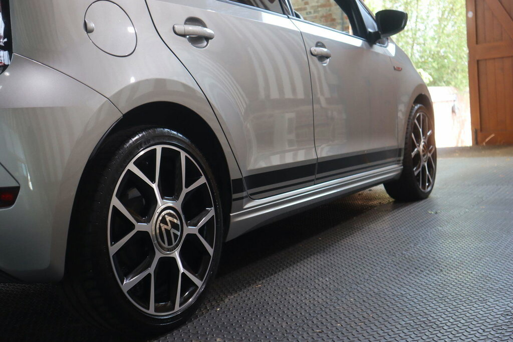Volkswagen Up Beats 1.0 65Ps 5-Speed Black #56
