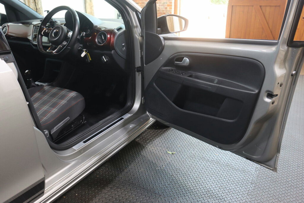 Volkswagen Up Beats 1.0 65Ps 5-Speed Black #8