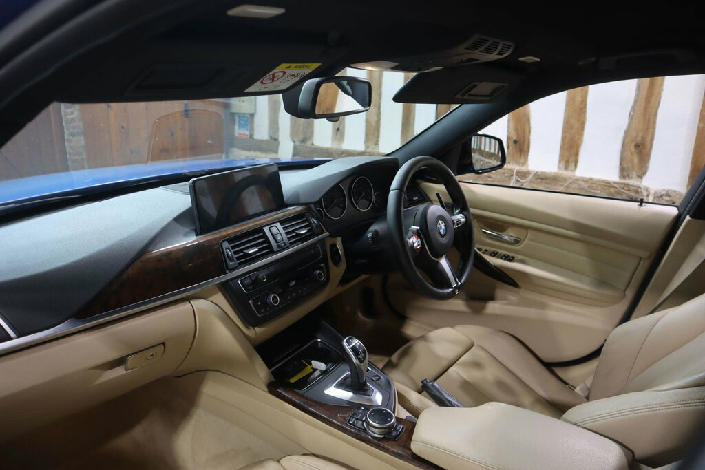 BMW 3 Series 2.0 316D Se Touring Euro 5 Ss Black #25