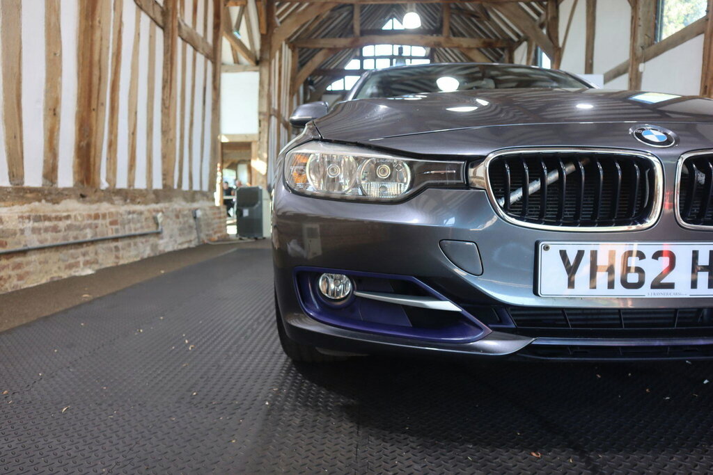 BMW 3 Series 318I Sport Blue #52