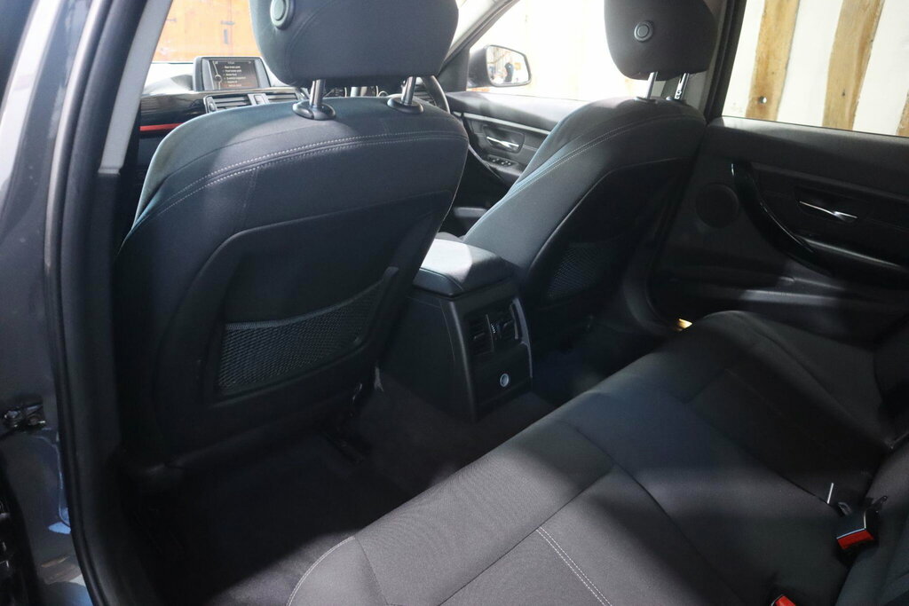 BMW 3 Series 318I Sport Blue #40