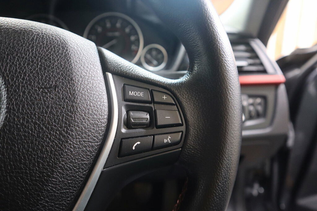 BMW 3 Series 318I Sport Blue #25