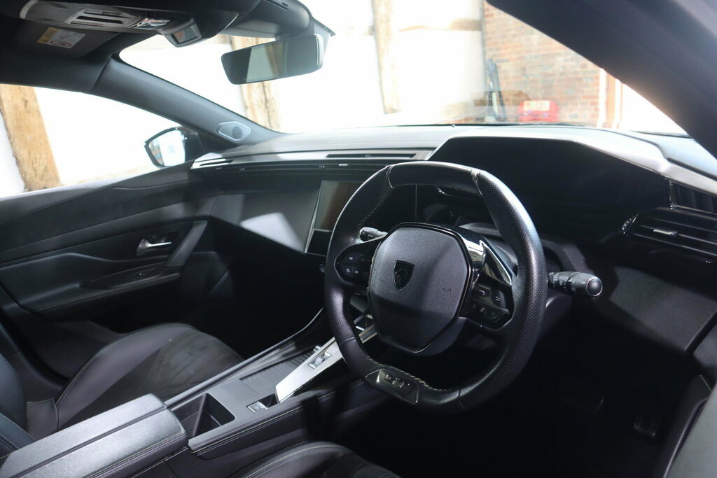 Peugeot 308 1.2 Puretech Allure Premium Eat8 - 2022 22 Red #68