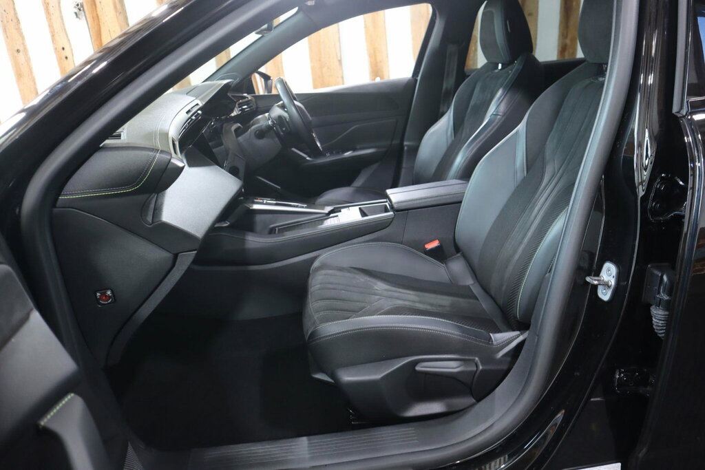 Peugeot 308 1.2 Puretech Allure Premium Eat8 - 2022 22 Red #31