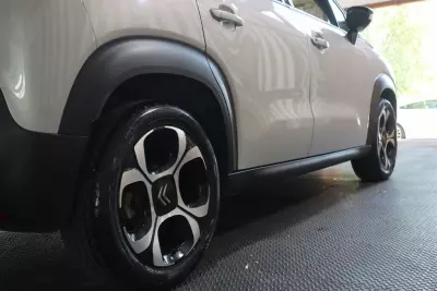 Citroen C3 Aircross 1.2 Puretech Flair Orange #57