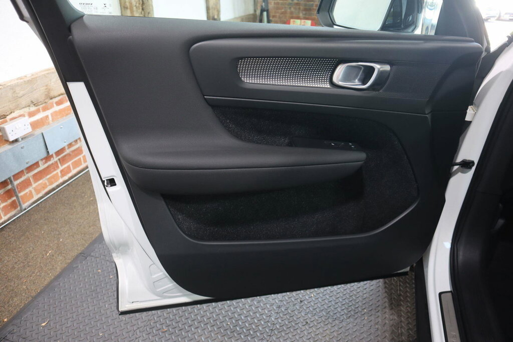 Volvo XC40 1.5 T3 R-design Suv Euro 6 Ss Grey #38