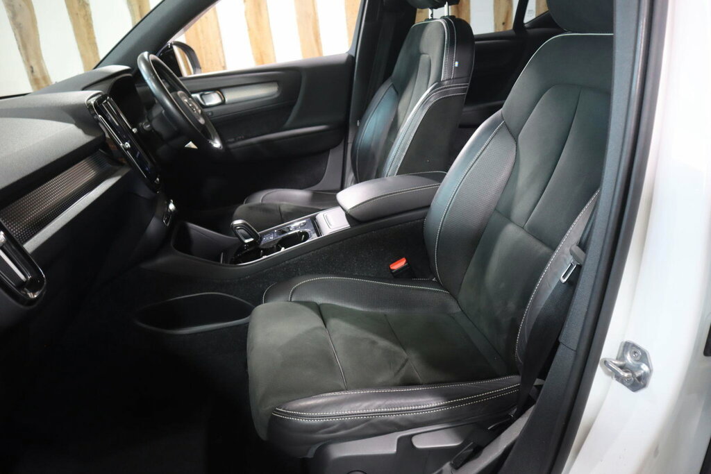 Volvo XC40 1.5 T3 R-design Suv Euro 6 Ss Grey #35