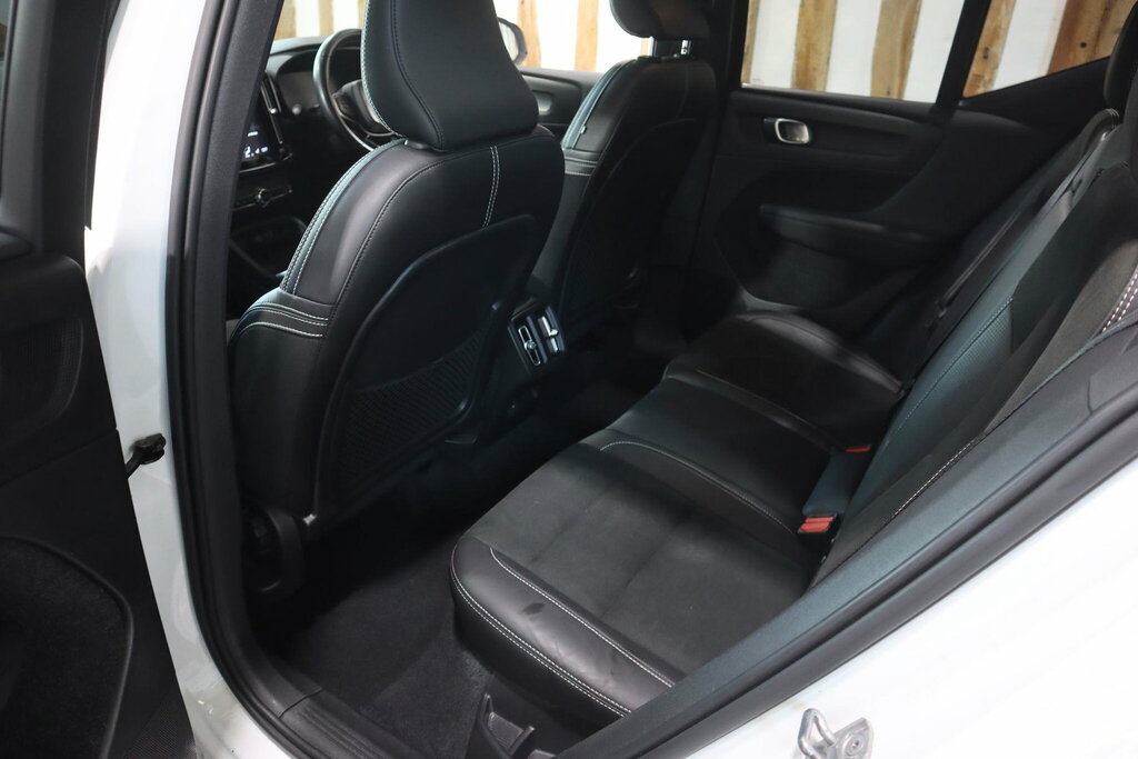 Volvo XC40 1.5 T3 R-design Suv Euro 6 Ss Grey #39
