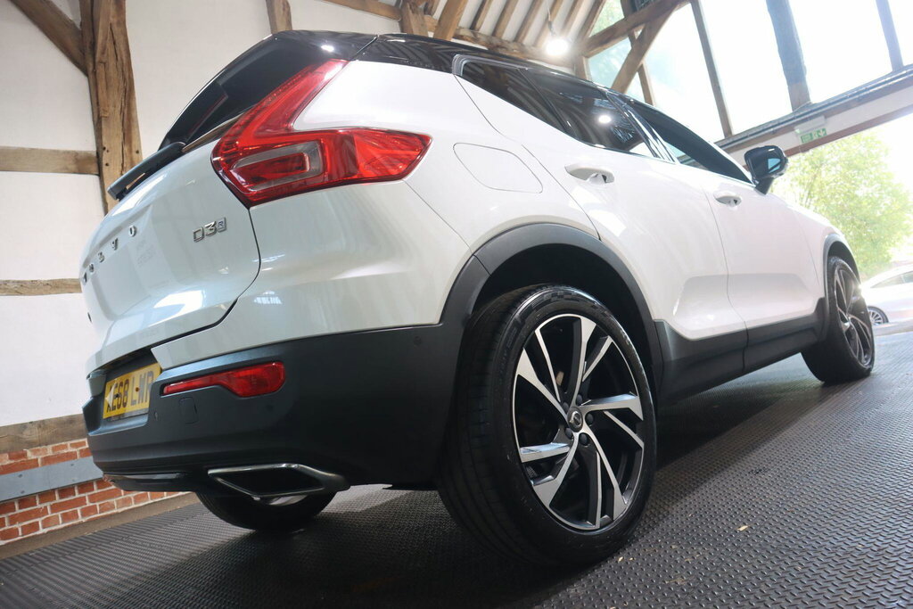 Volvo XC40 1.5 T3 R-design Suv Euro 6 Ss Grey #59