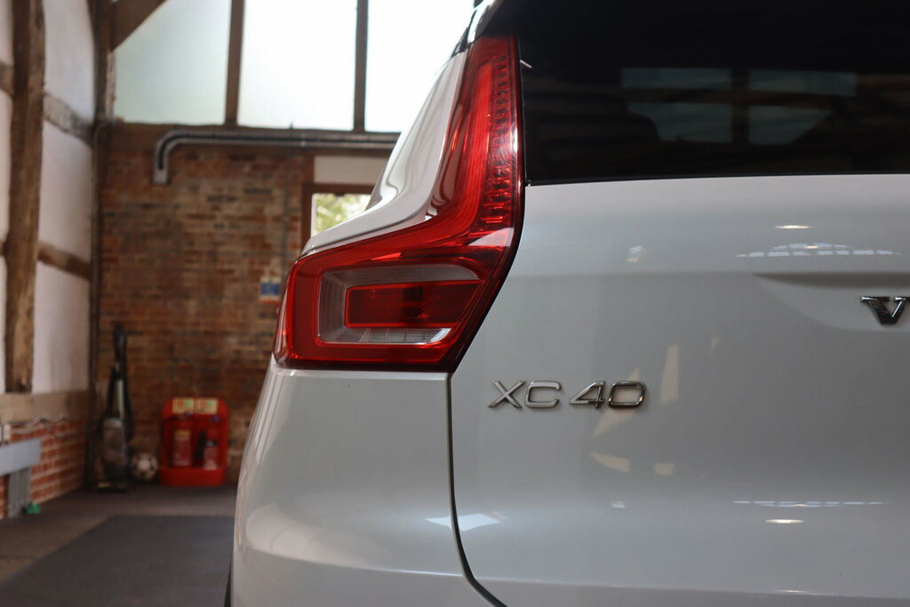 Volvo XC40 1.5 T3 R-design Suv Euro 6 Ss Grey #62
