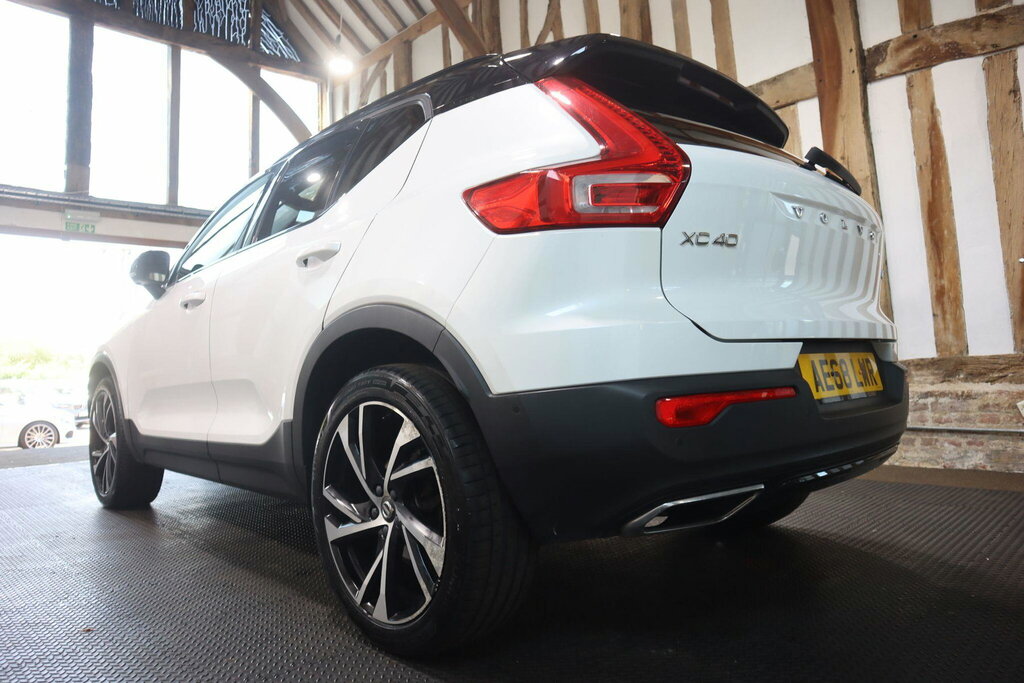 Volvo XC40 1.5 T3 R-design Suv Euro 6 Ss Grey #63