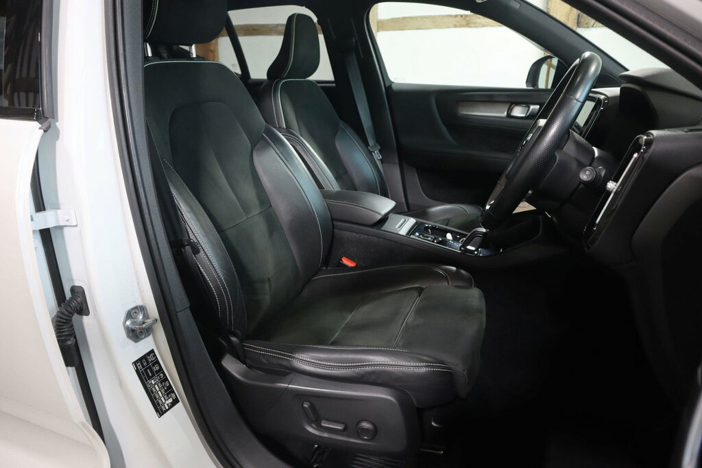 Volvo XC40 1.5 T3 R-design Suv Euro 6 Ss Grey #11
