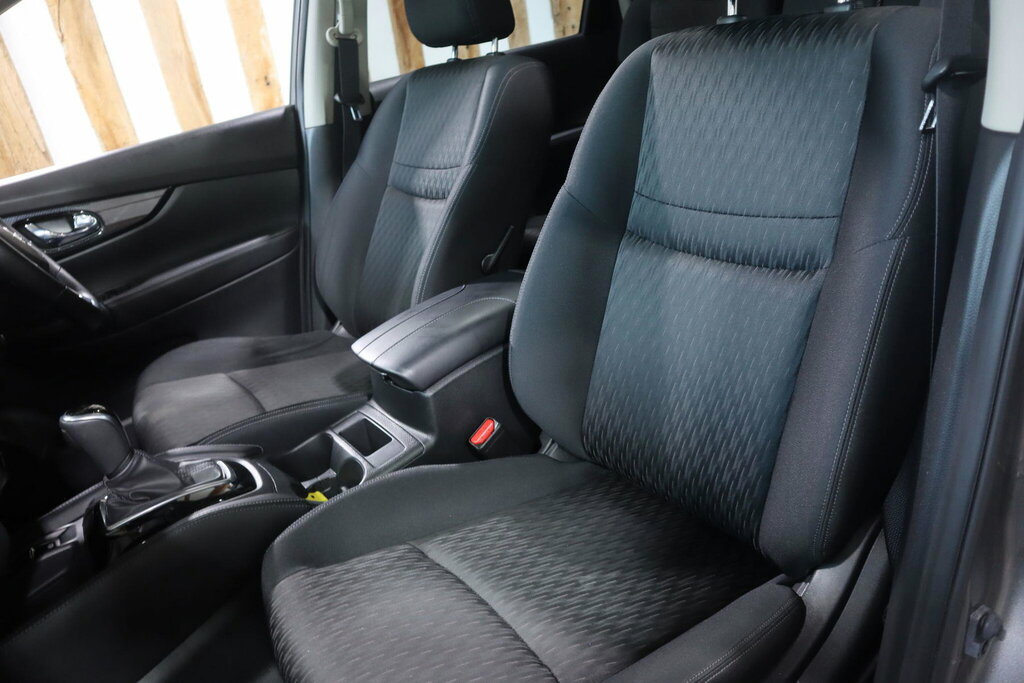 Nissan X-Trail 2019 Nissan X-trail 1.7 Dci N-connecta Xtronic Black #34