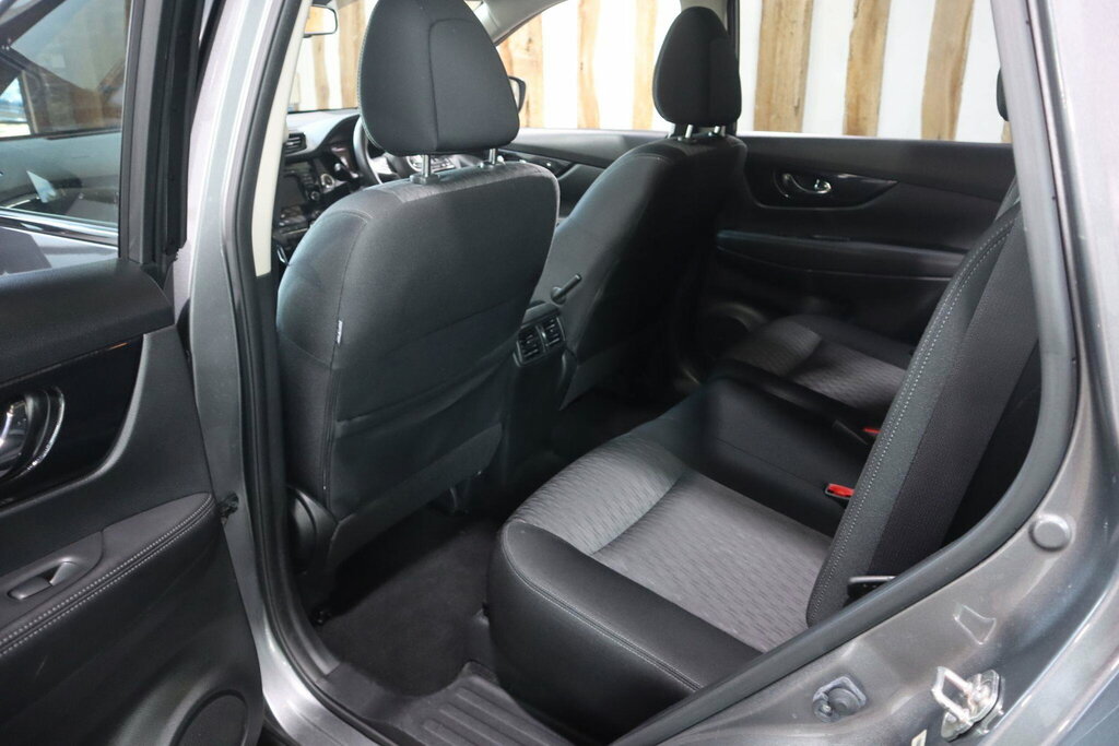 Nissan X-Trail 2019 Nissan X-trail 1.7 Dci N-connecta Xtronic Black #37