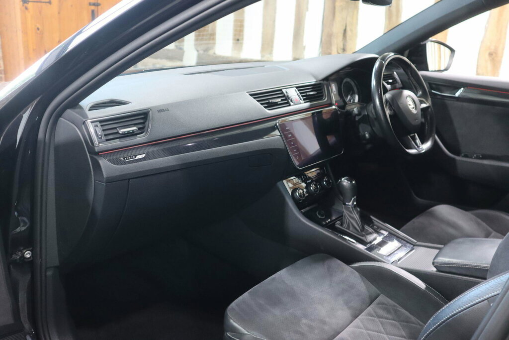 Skoda Superb 1.6 Turbo Tdi, Business Edition, Estate, Grey #32