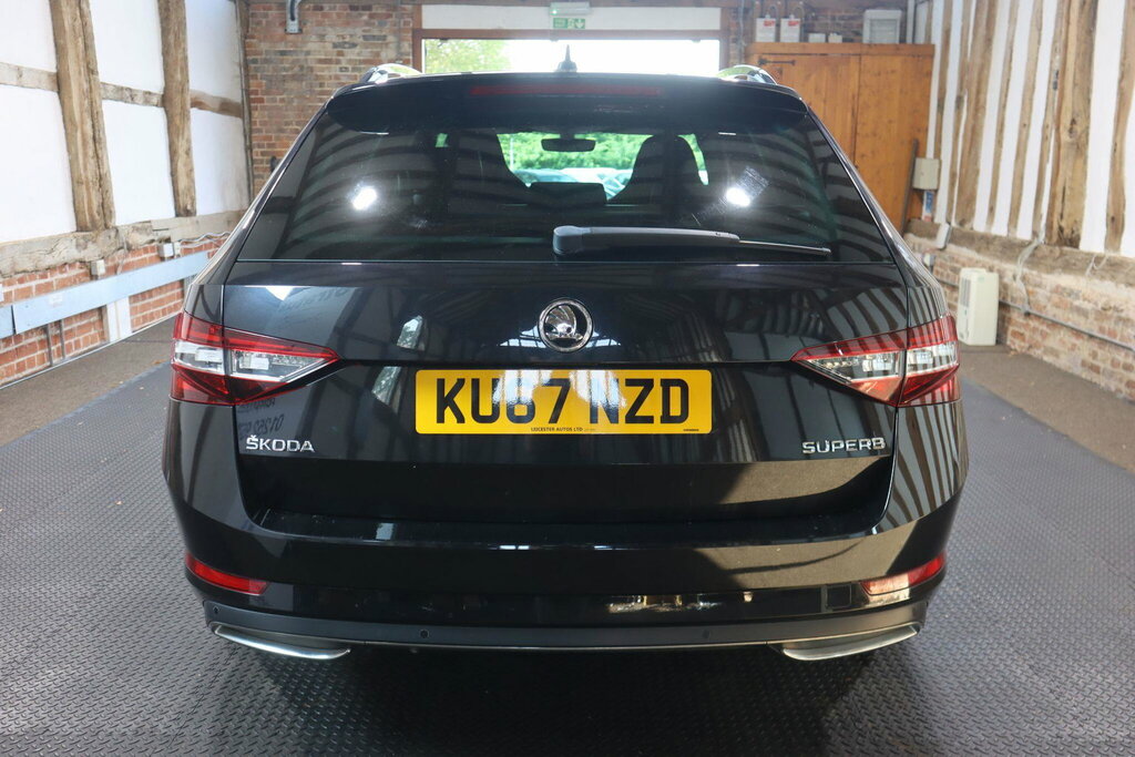 Skoda Superb 2.0 Tdi Sportline Dsg Euro 6 S S Black #5