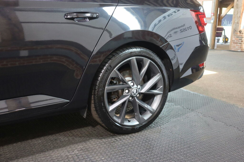 Skoda Superb 1.6 Turbo Tdi, Business Edition, Estate, Grey #65