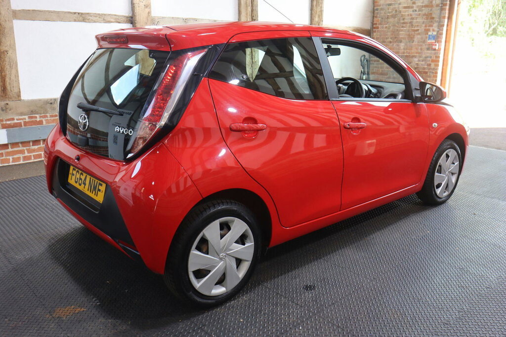 Toyota Aygo 1.0 Vvt-i X-play Euro 5 Euro 5 Red #6