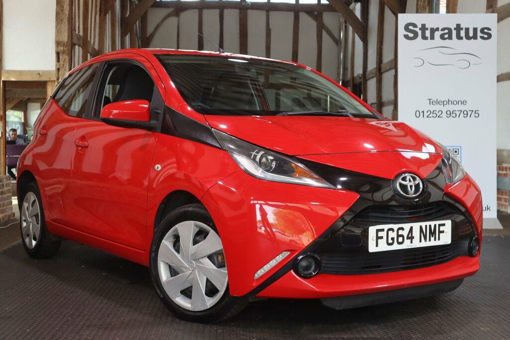 Toyota Aygo 1.0 Vvt-i X-play Euro 5 Euro 5 Red