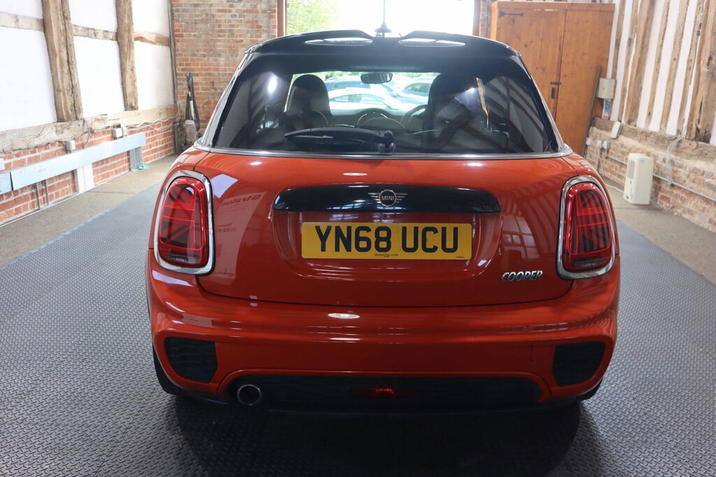 Mini Hatch 1.5 Cooper Sport Euro 6 S S YN68UCU Orange #5