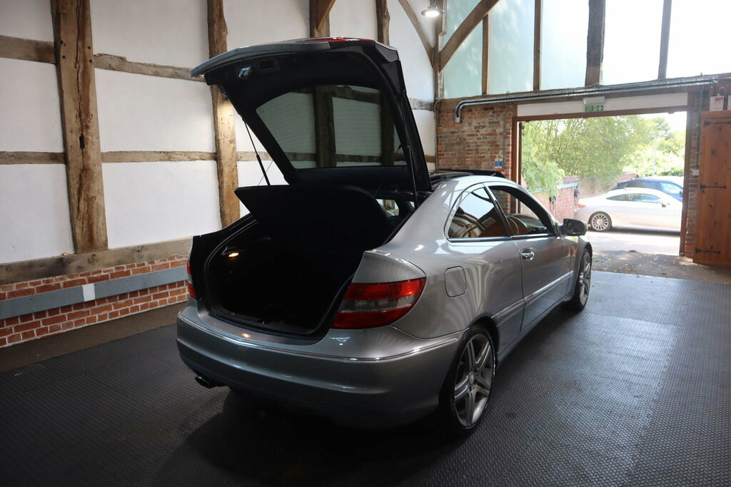 Mercedes-Benz CLC Class Hatchback Black #57