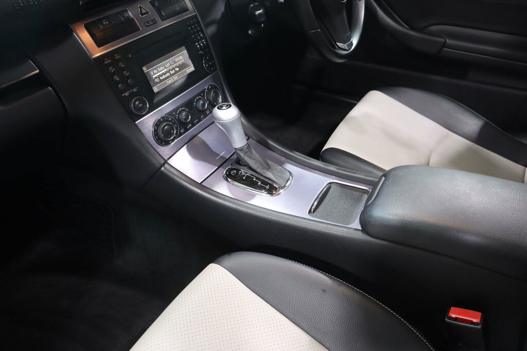 Mercedes-Benz CLC Class Hatchback Black #42