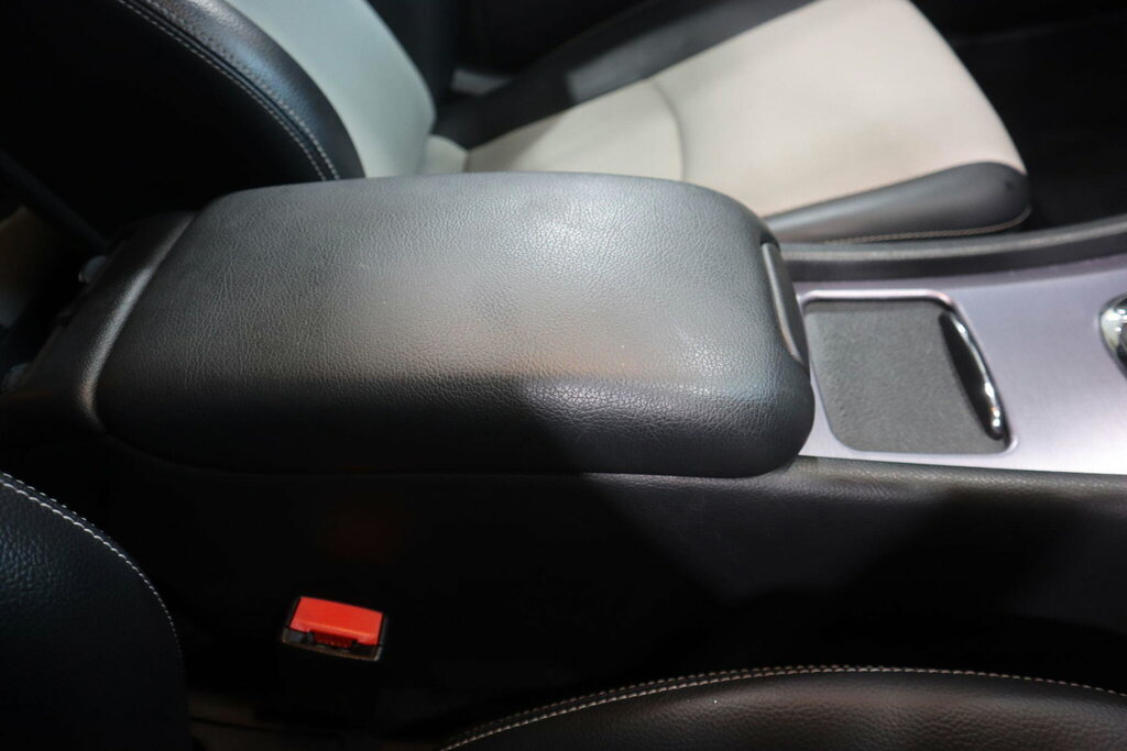 Mercedes-Benz CLC Class Hatchback Black #31