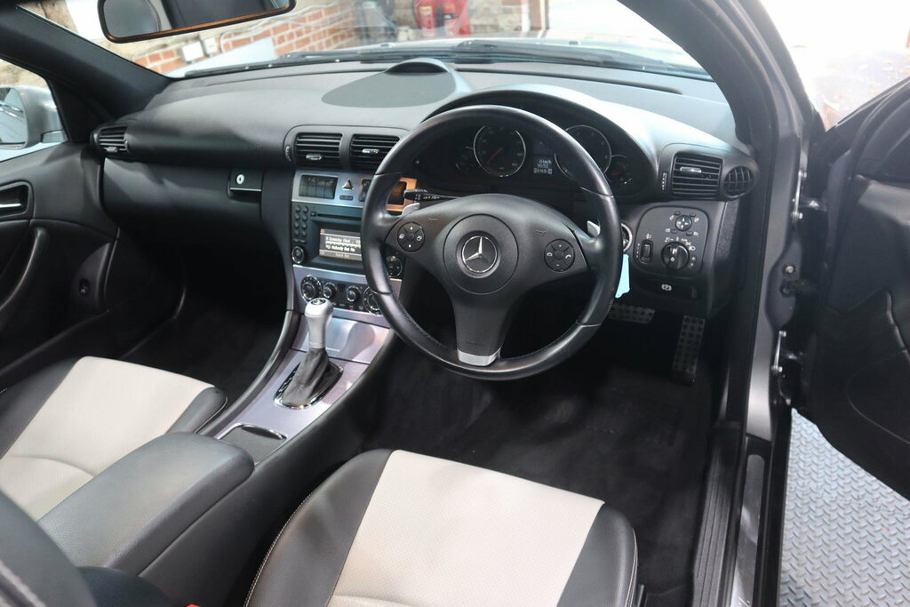 Mercedes-Benz CLC Class Hatchback Black #17