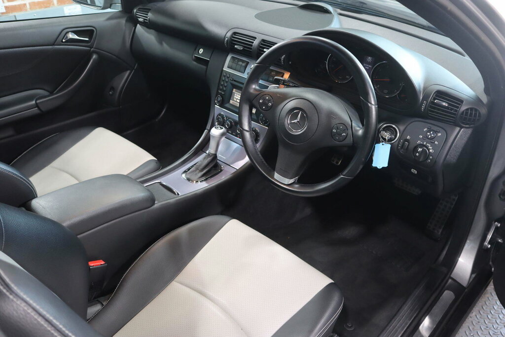Mercedes-Benz CLC Class Hatchback Black #16