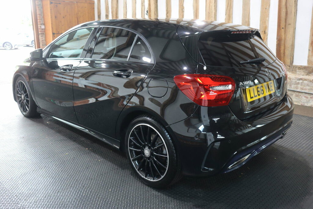 Mercedes-Benz A Class 1.6 A180 Amg Line Premium 7G-dct Euro 6 S S Black #4