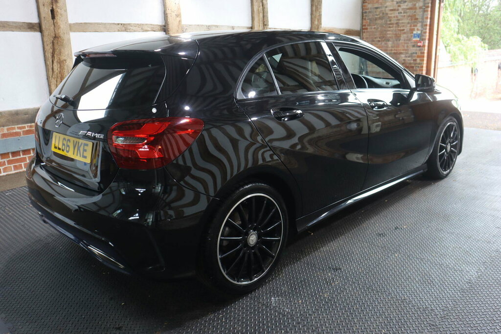 Mercedes-Benz A Class 1.6 A180 Amg Line Premium 7G-dct Euro 6 S S Black #6