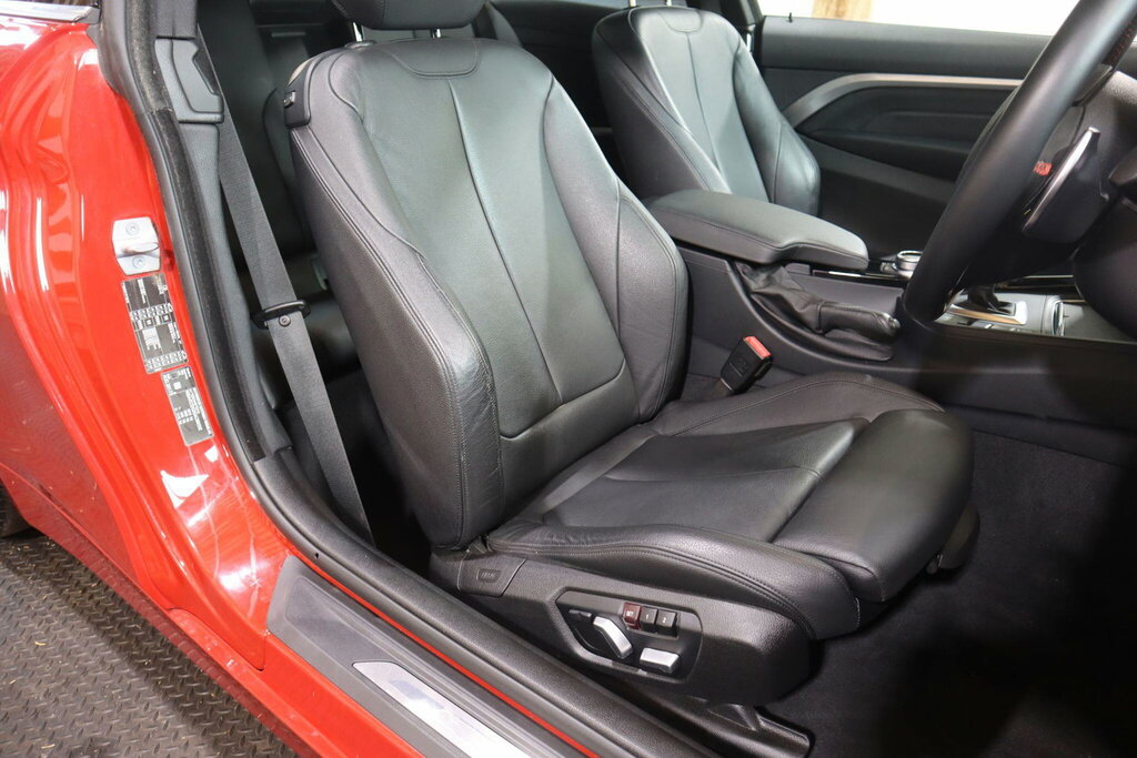 BMW 4 Series Hatchback White #13