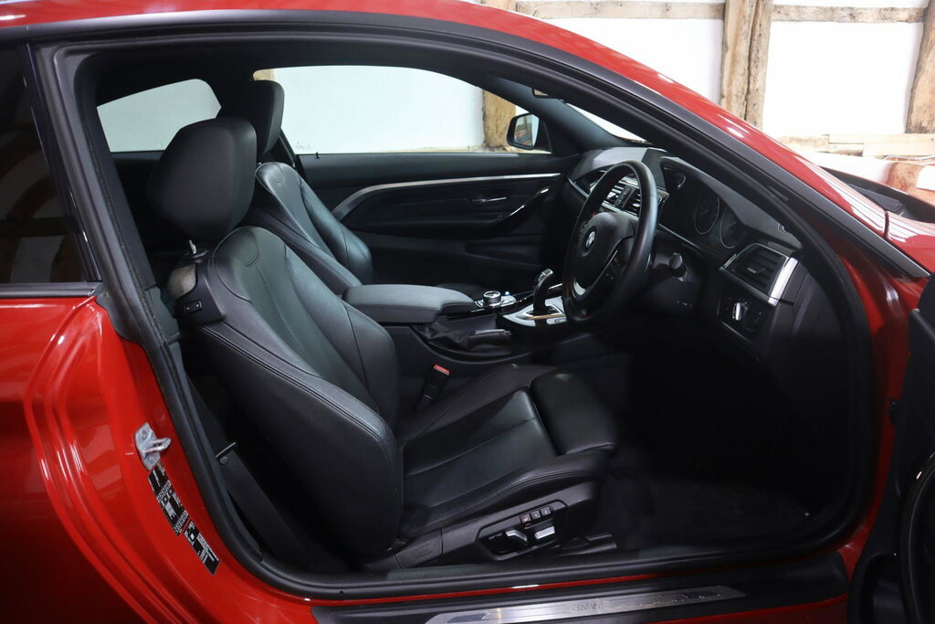 BMW 4 Series Hatchback White #10